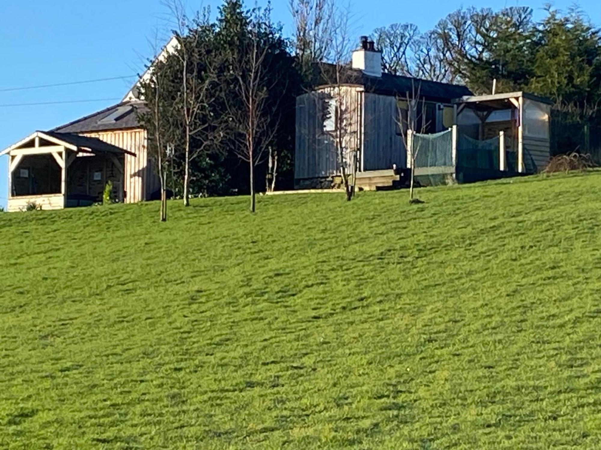 Stunning Shepherds Hut Rural Bliss Dumfries Exterior photo
